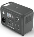 Przenośna stacja zasilania VOLT POLSKA TRAVEL POWERBOX 600 (300W) 256Wh INDEKS: 5TBBNX0300 EAN: 5904100453139.png